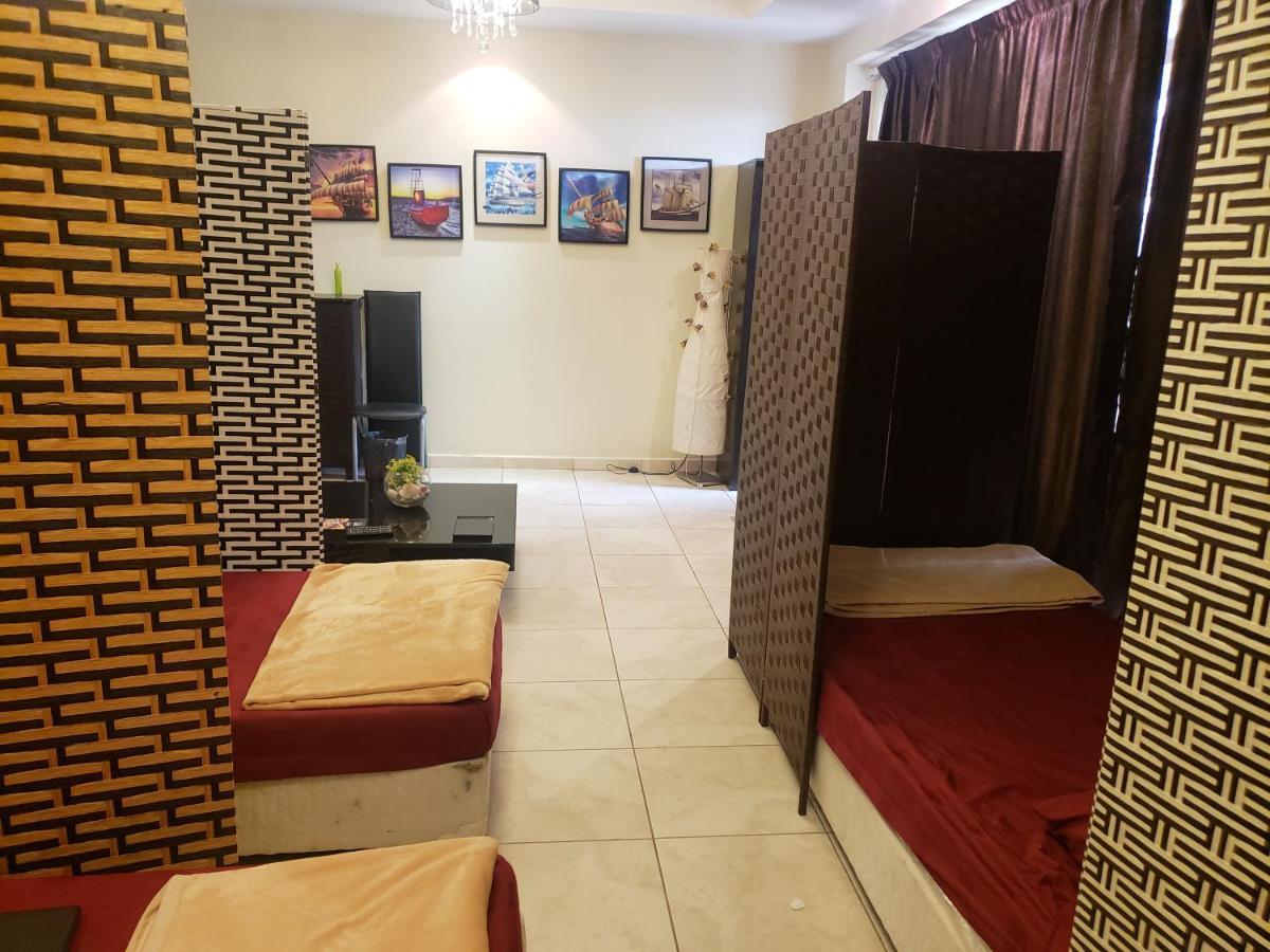 Ostello Backpackers Zone *